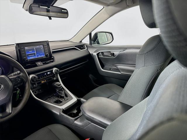Photo of 2021 Silver Toyota RAV4