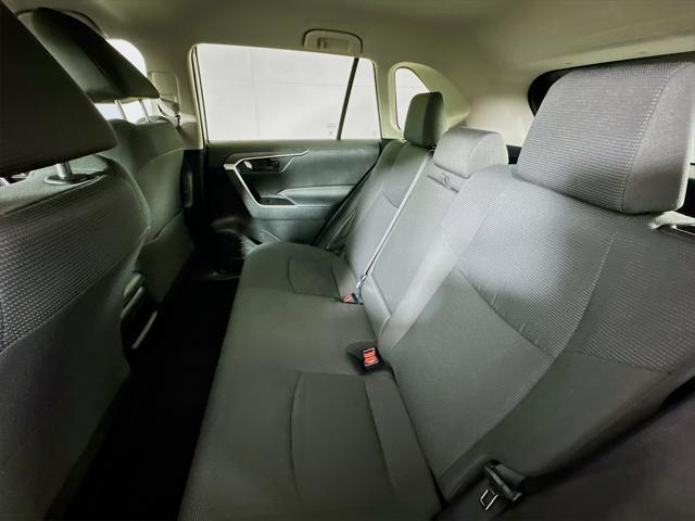 Photo of 2021 Silver Toyota RAV4