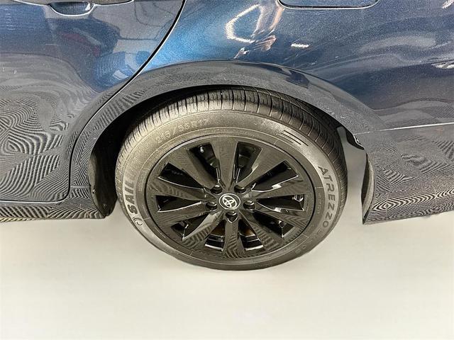 Photo of 2020 Galactic Aqua Mica Toyota Camry
