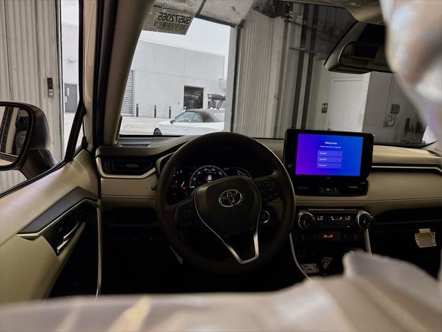 Photo of 2025 White Toyota RAV4