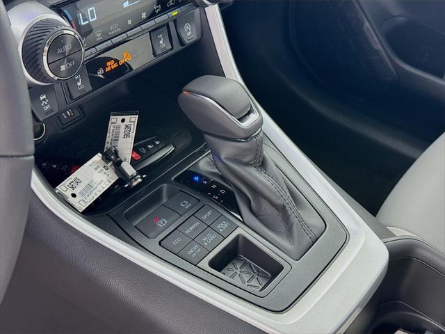 Photo of 2025 White Toyota RAV4