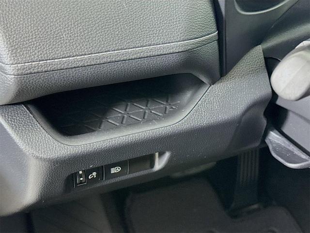 Photo of 2021 Silver Sky Metallic Toyota RAV4