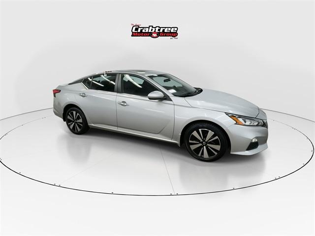 Photo of 2022 Brilliant Silver Metallic Nissan Altima