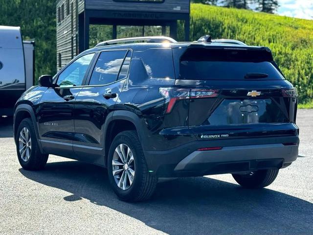 Photo of 2025 Black Chevrolet Equinox