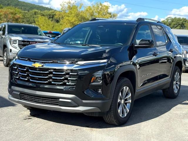 Photo of 2025 Black Chevrolet Equinox