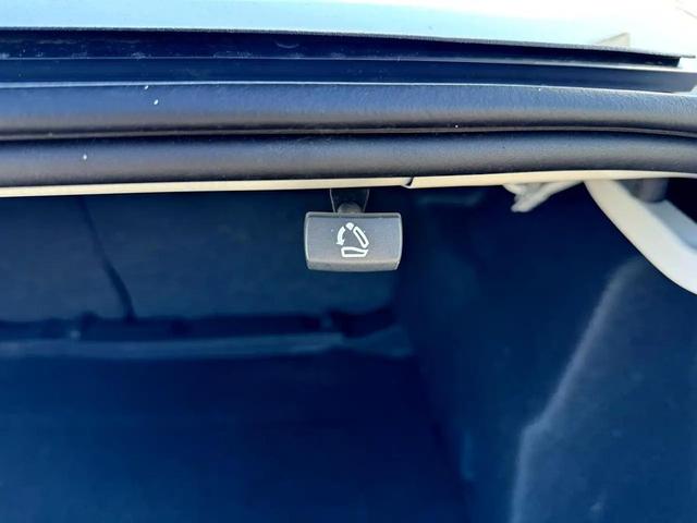 Photo of 2023 White Chevrolet Malibu