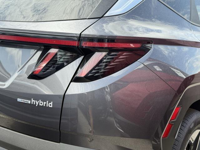 Photo of 2025 Titan Gray Hyundai TUCSON Hybrid