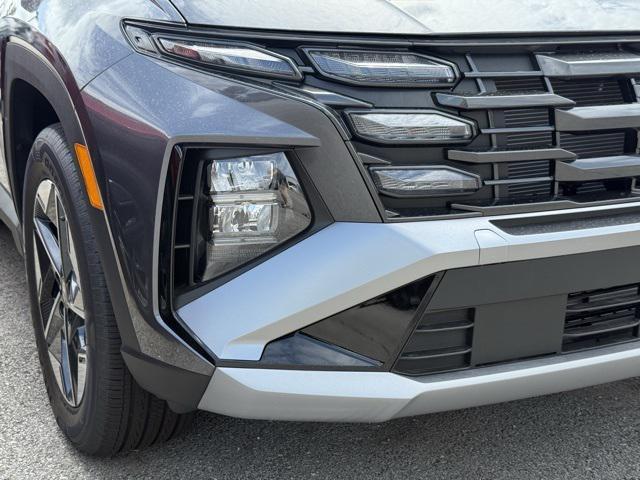 Photo of 2025 Titan Gray Hyundai TUCSON Hybrid