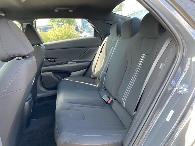 Photo of 2025 Ecotronic Gray Hyundai ELANTRA