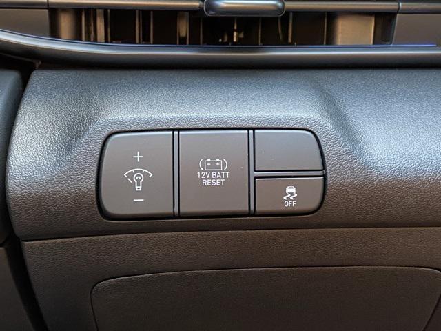 Photo of 2025 Ecotronic Gray Hyundai ELANTRA