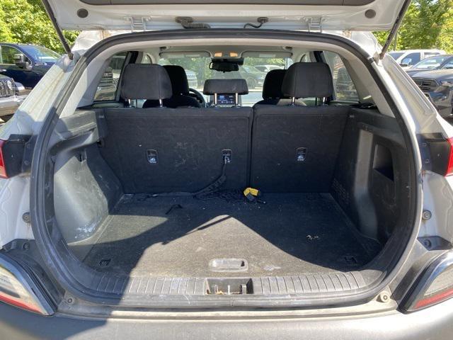 Photo of 2022 Cyber Silver Hyundai KONA