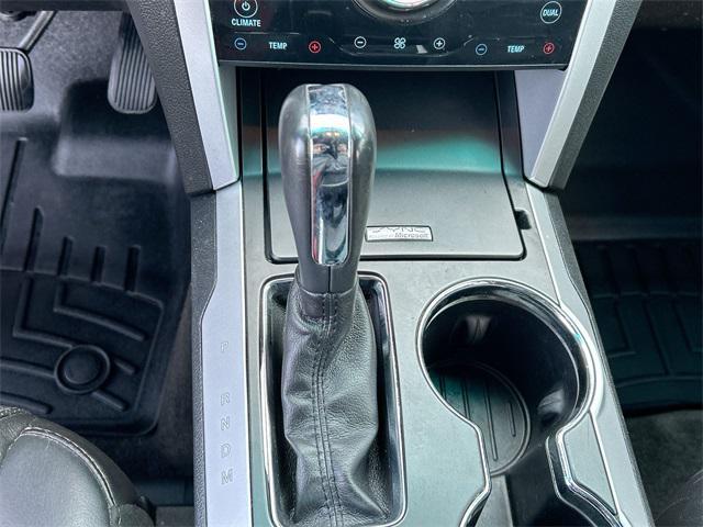 Photo of 2015 Ingot Silver Ford Explorer