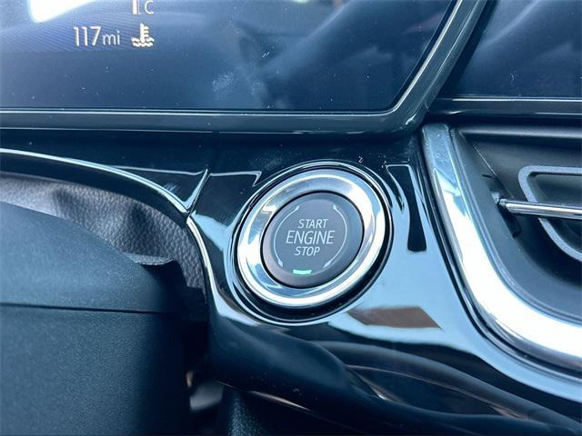 Photo of 2025 Summit White Chevrolet Trax