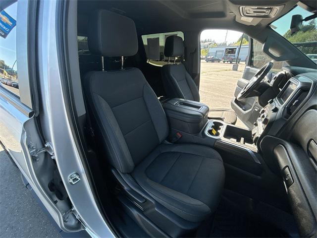 Photo of 2019 Silver Ice Metallic Chevrolet Silverado 1500