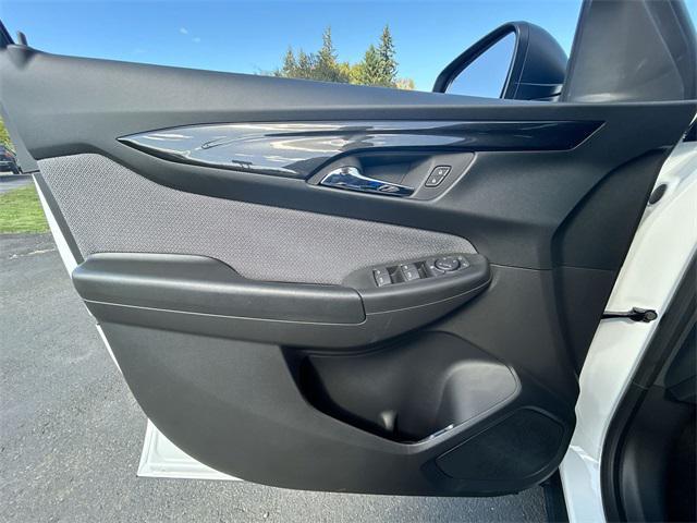 Photo of 2026 Summit White Chevrolet Trailblazer
