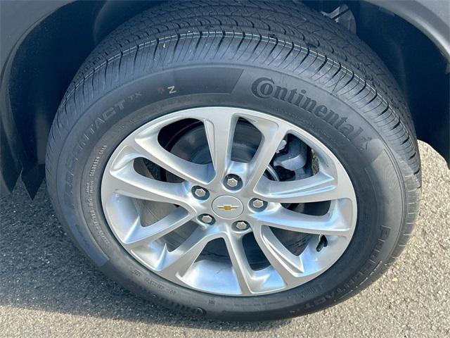 Photo of 2026 Summit White Chevrolet Trailblazer