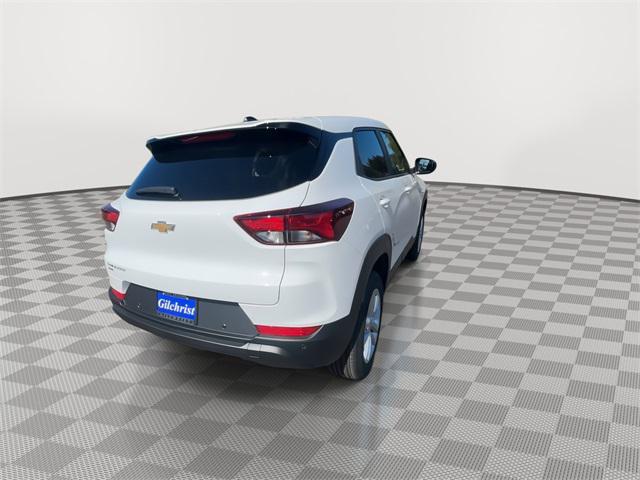 Photo of 2026 Summit White Chevrolet Trailblazer