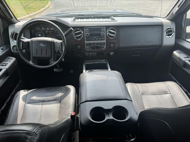 Photo of 2011 Dark Blue Pearl Metallic Ford F-350