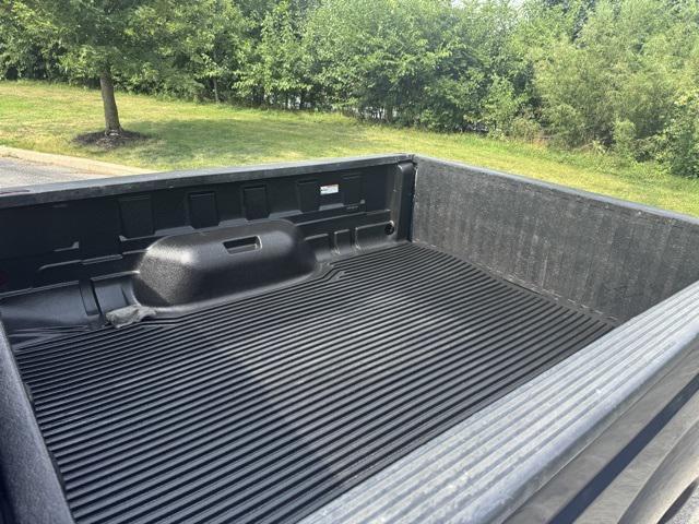Photo of 2011 Dark Blue Pearl Metallic Ford F-350