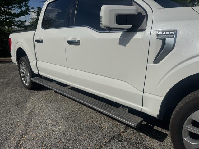 Photo of 2022 Star White Metallic Tri-Coat Ford F-150