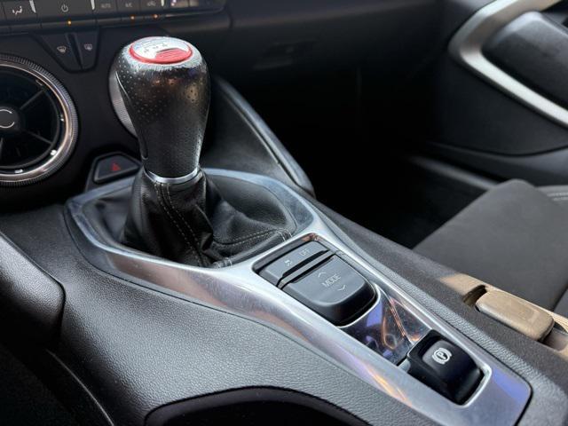 Photo of 2016 Mosaic Black Metallic Chevrolet Camaro