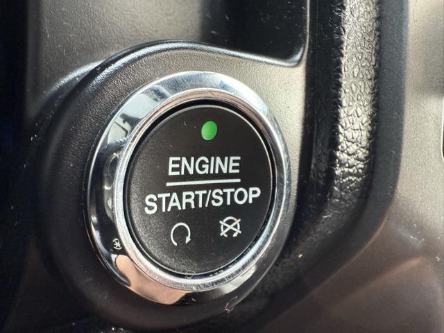 Photo of 2016 Oxford White Ford Expedition EL
