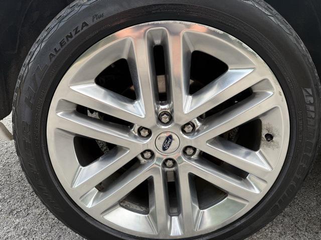 Photo of 2016 Oxford White Ford Expedition EL