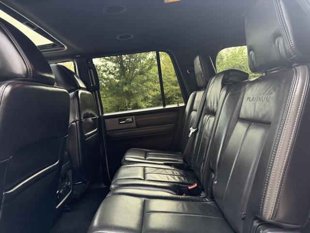 Photo of 2016 Oxford White Ford Expedition EL