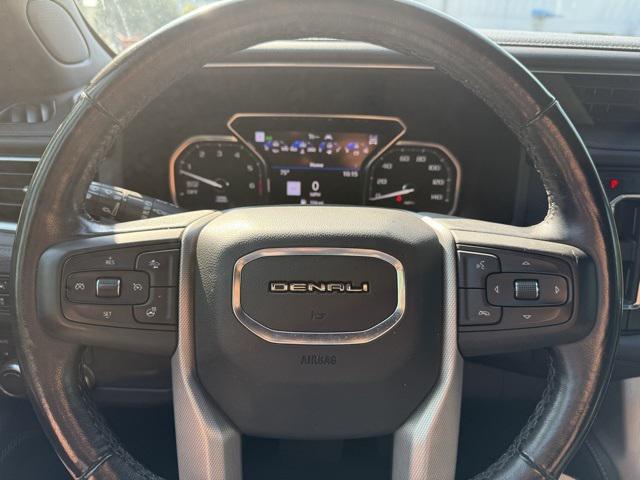 Photo of 2021 Summit White GMC Yukon