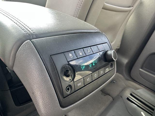 Photo of 2011 Cyber Gray Metallic Chevrolet Traverse