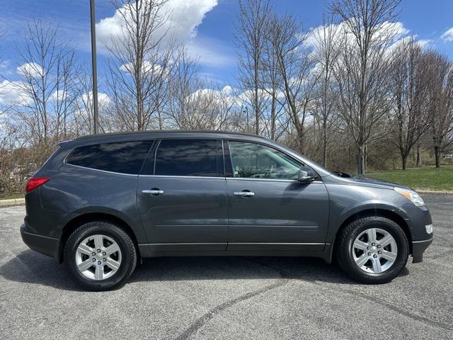 Photo of 2011 Cyber Gray Metallic Chevrolet Traverse