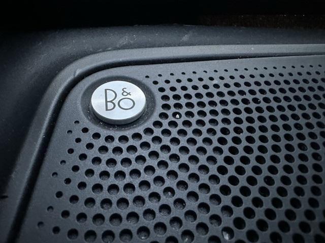Photo of 2022 Oxford White Ford Bronco