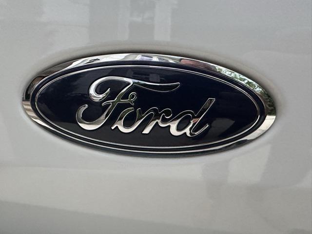 Photo of 2022 Oxford White Ford Bronco