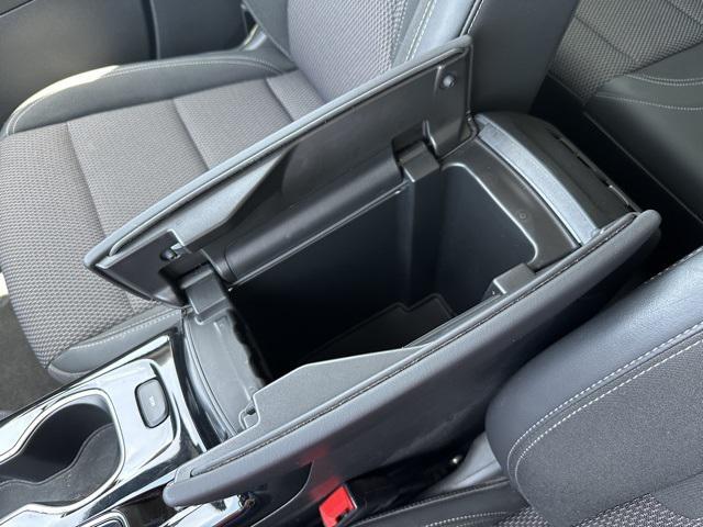 Photo of 2022 Summit White Buick Envision
