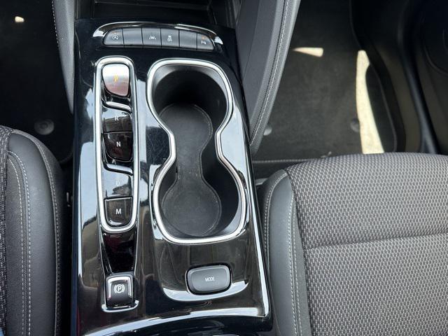 Photo of 2022 Summit White Buick Envision