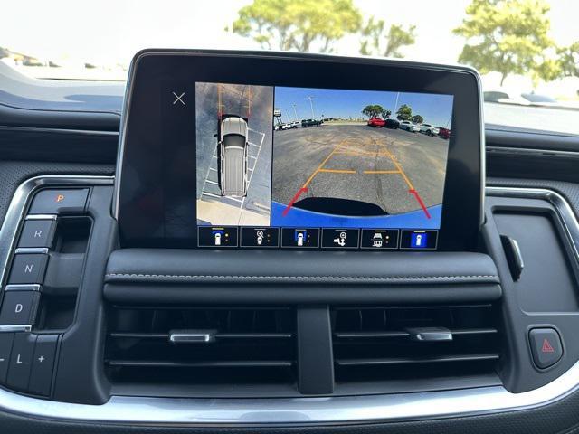Photo of 2022 Summit White GMC Yukon XL