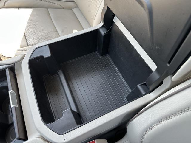 Photo of 2021 Pearl Beige Metallic GMC Yukon