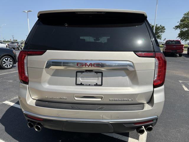 Photo of 2021 Pearl Beige Metallic GMC Yukon