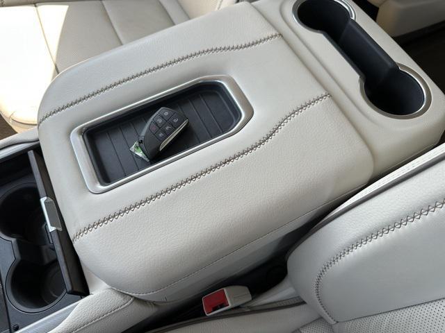 Photo of 2021 Pearl Beige Metallic GMC Yukon
