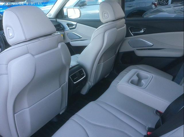Photo of 2025 Platinum White Pearl Acura RDX