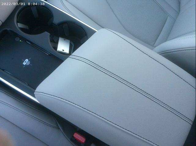 Photo of 2025 Platinum White Pearl Acura RDX