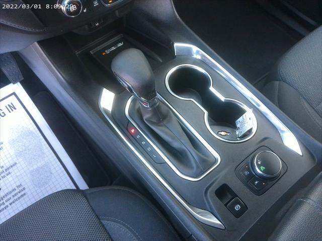 Photo of 2022 White Chevrolet Traverse