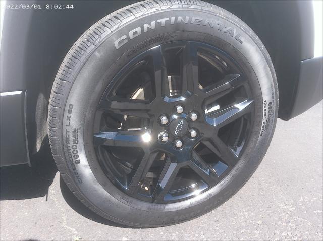 Photo of 2022 White Chevrolet Traverse
