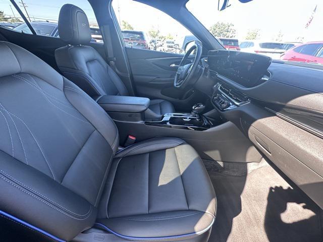 Photo of 2024 Ebony Twilight Metallic Buick Envista
