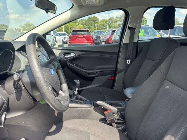 Photo of 2015 TUXEDO BLACK Ford Focus