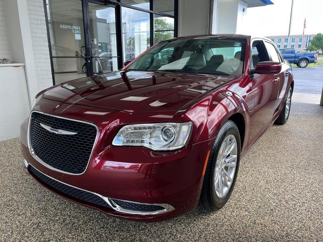 Photo of 2016 Velvet Red Pearlcoat Chrysler 300