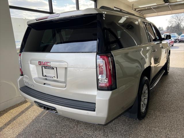 Photo of 2016 Sparkling Silver Metallic GMC Yukon XL