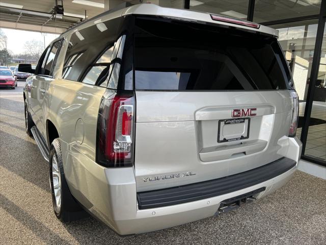 Photo of 2016 Sparkling Silver Metallic GMC Yukon XL