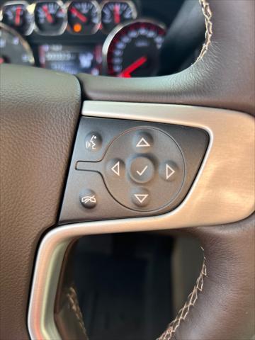 Photo of 2016 Sparkling Silver Metallic GMC Yukon XL