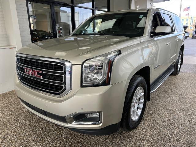 Photo of 2016 Sparkling Silver Metallic GMC Yukon XL